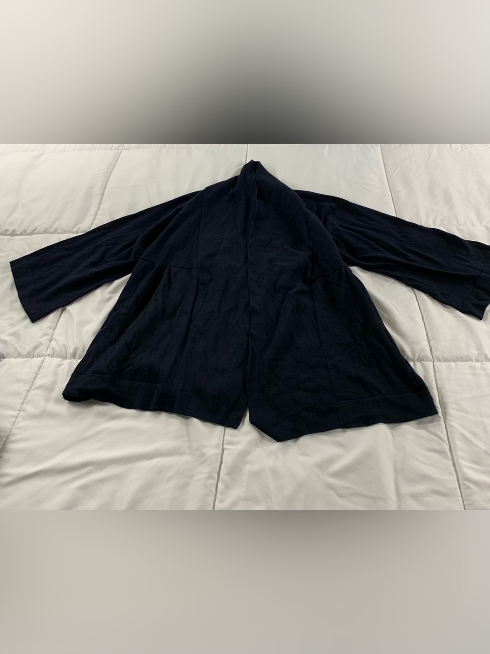 Like new East 5th cardigan size L